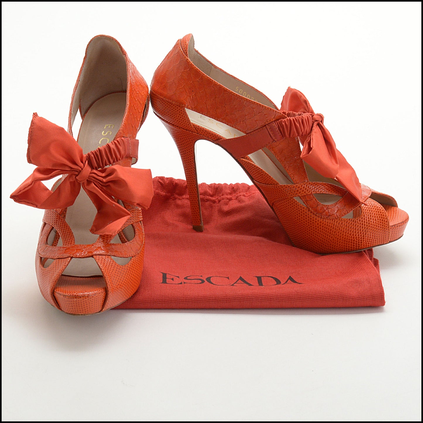 RDC13895 Authentic ESCADA Orange Embossed Leather & Bow High Heels Size 7.5