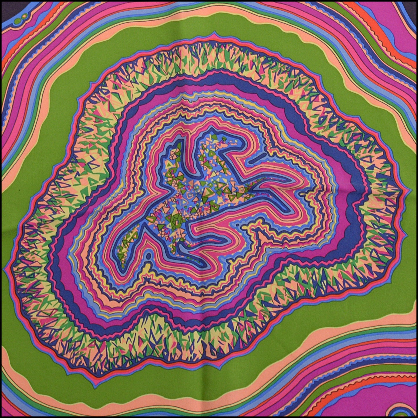 RDC14166 Authentic HERMES Pink/Purple Pierres et Cristaux Geodes 90cm Silk Scarf