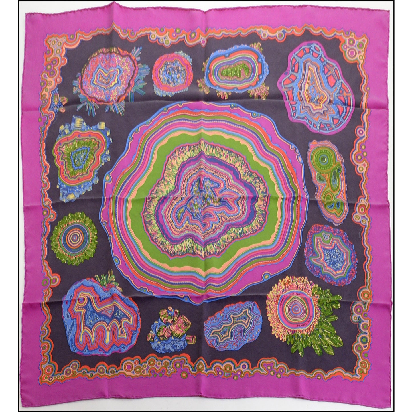 RDC14166 Authentic HERMES Pink/Purple Pierres et Cristaux Geodes 90cm Silk Scarf