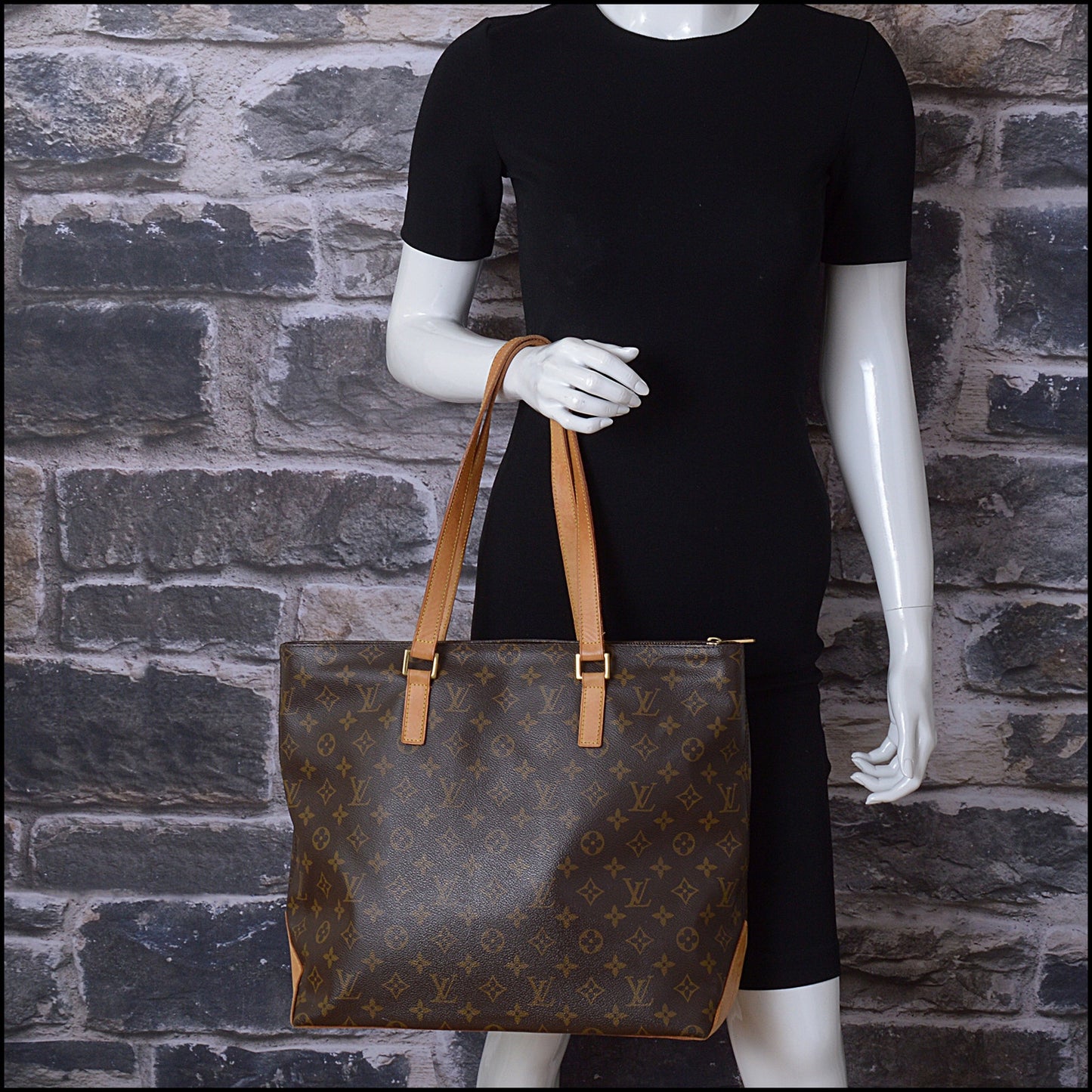 RDC14384 Authentic LOUIS VUITTON Vintage '05 LV Canvas Cabas Mezzo Tote Bag